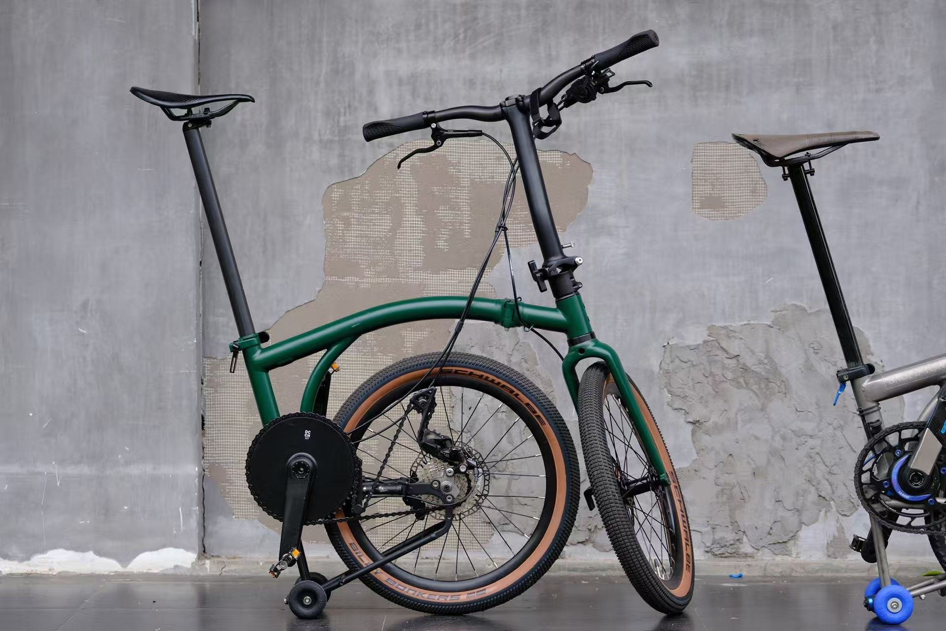 Aerospace Titanium 3-Fold E-Bike